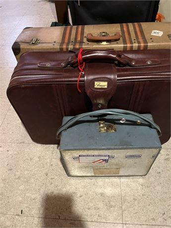 Vintage Luggage Lot