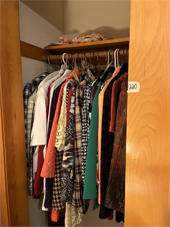 Women's Clothing, Vintage and Name-Brand