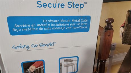 Secure step Hardware Mount Metal Gate