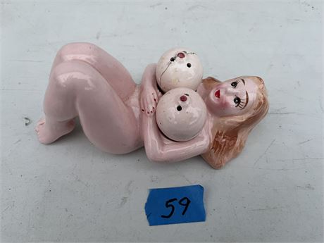 Salt Pepper Shakers