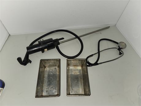 Keg Pump & 2 Small Pans