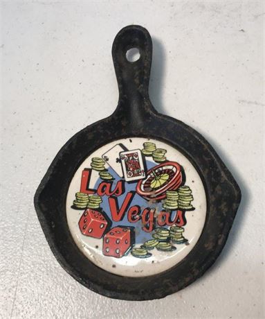 Las Vegas Cast Iron Skillet Wall Deco