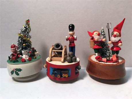 3 Christmas Musicals