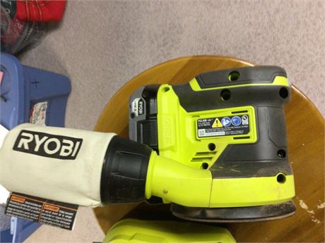 Ryobi Palm Sander Battery Operated includes charger