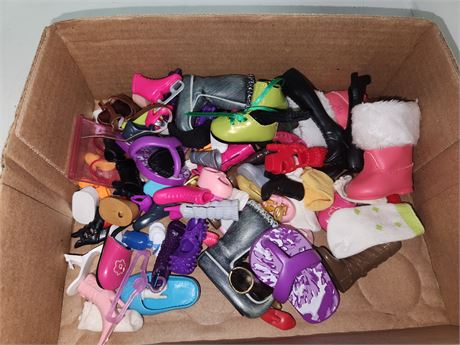 Lot Of Doll shoes
