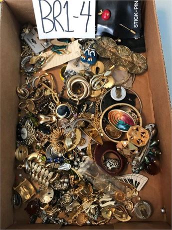 Flat of Costume Jewelry (#4)