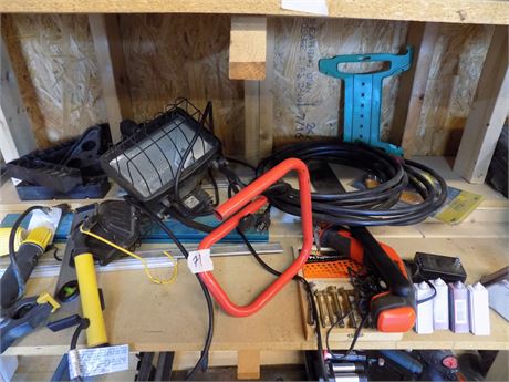 Hardware Lot, Light