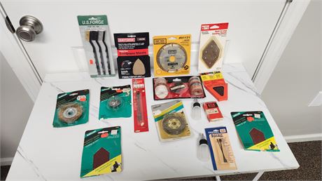 Lot Of Sanding Supplies
