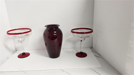 2 Margarita Glasses & vase