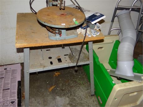 Delta Schroll Saw