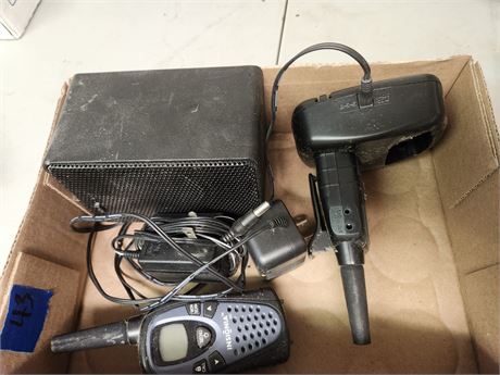 Lot Of Walkie Talkie's & One Small Speaker