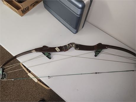 Bear Archery Compound Bow