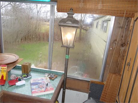 Floor Lamp