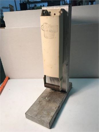 The Crusher Can Crusher