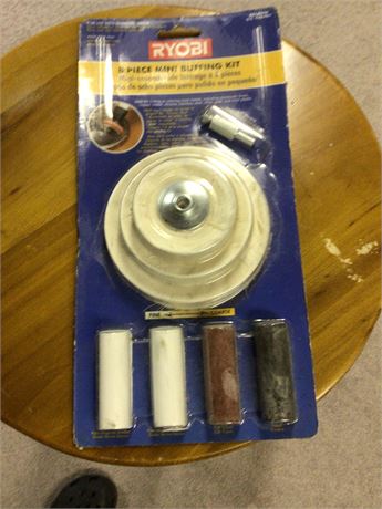 Ryobi 8 Piece Buffing Kit