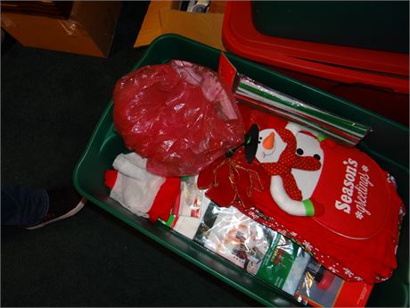 Large Lot Christmas with Totes