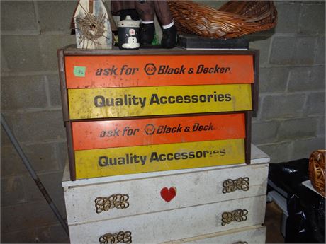 Black and Decker Display