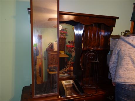 Mirror, Scale, TP Holder
