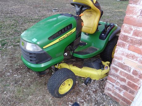 John Deere Lawn Tractor- Battery is dead