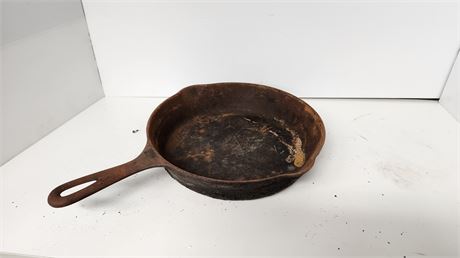 Griswold 201 Cast Iron Skillet !0 Inch