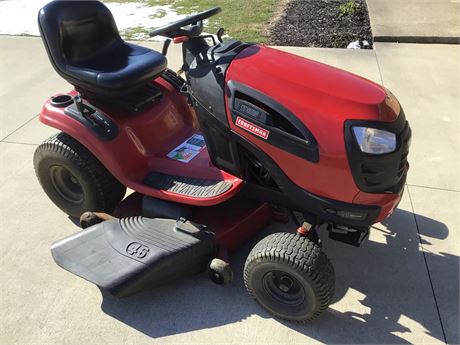 2011 Craftsman Riding Mower - 46" Cut. Runs and Cuts Good