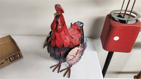 Small Metal Rooster