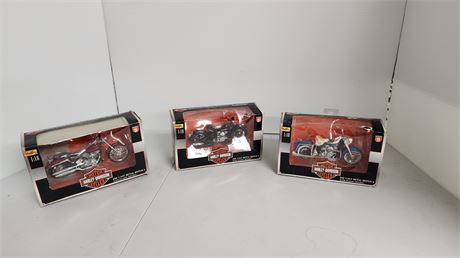 3 Diecast Replica Harley Davidson Motorcycles