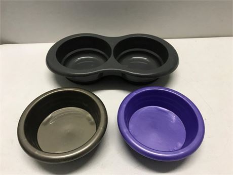 Pet Food & Water Bowls