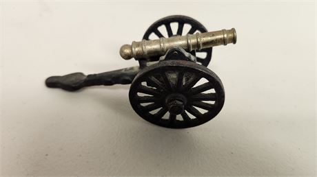 Small Vintage Cast Iron Desktop cannon
