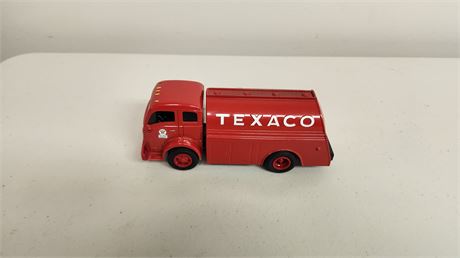 Vintage Texaco Truck Die Cast Bank. Missing Key