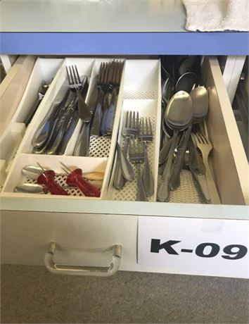 Content of Kitchen Drawer