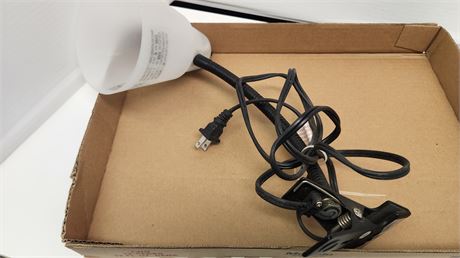 2 Clip On Desk Lights. NOT TESTED