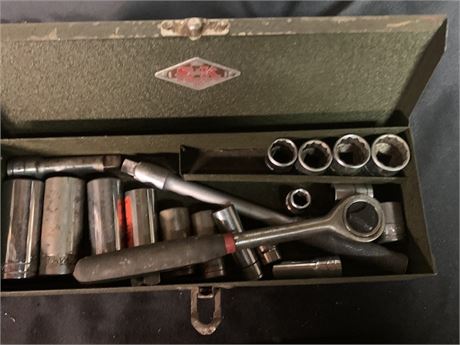 19 pc 3/8 drive socket set