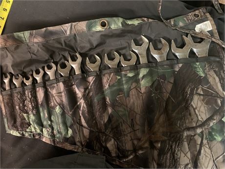 Craftsman 14 piece Combo Wrench Set With Camo Roll