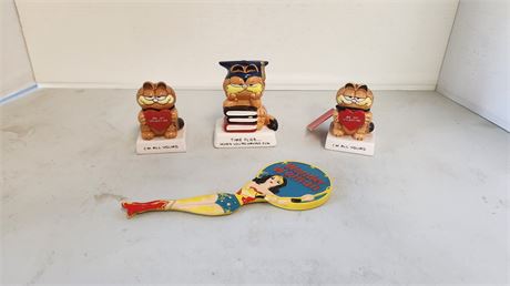 Lot Of Vintage Garfield Items & Vintage Wonder Woman Mirror
