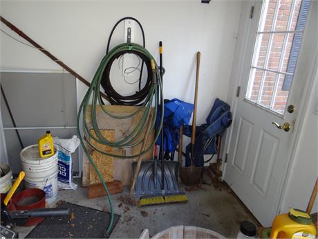 Corner Cleanout