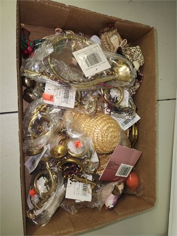 Holiday Craft Supplies