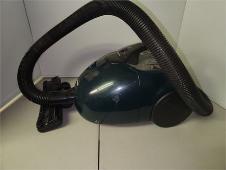 Kenmore Vacuum Cleaner works