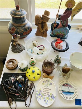 Collectibles, Decor