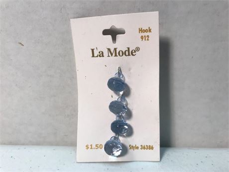 La Mode Buttons