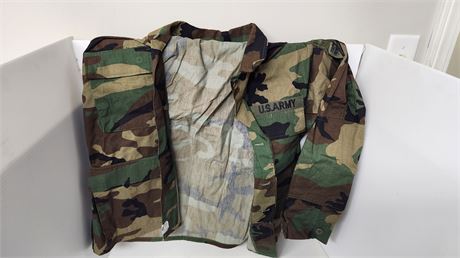 Army Camo Shirt & Pants Both Are Size Small / Short