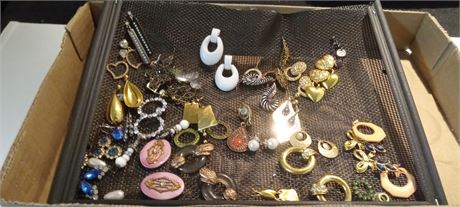 Lot Of Jewelry