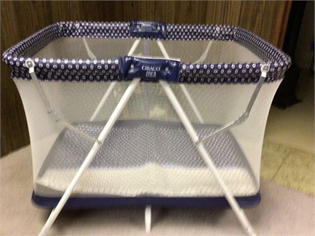 GRACO small bed/playpen