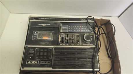 Aiwa Cassette Radio Recorder/ 2 Way Speaker System NOT TESTED
