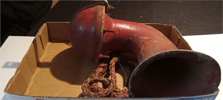 Vintage Whip & Horn