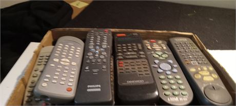 Vintage Lot Of Remote Controllers