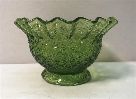 Green Ruffle Top Glass