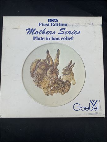 Vintage Goebel Mother's Series Collector Plate 1975 1st Ed Rabbit And Babies