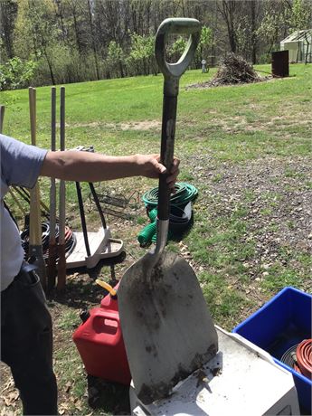 Metal Scoop Shovel Yard Tool