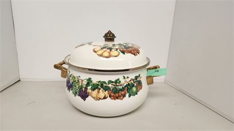 Tabletops Unlimited Pot With Lid